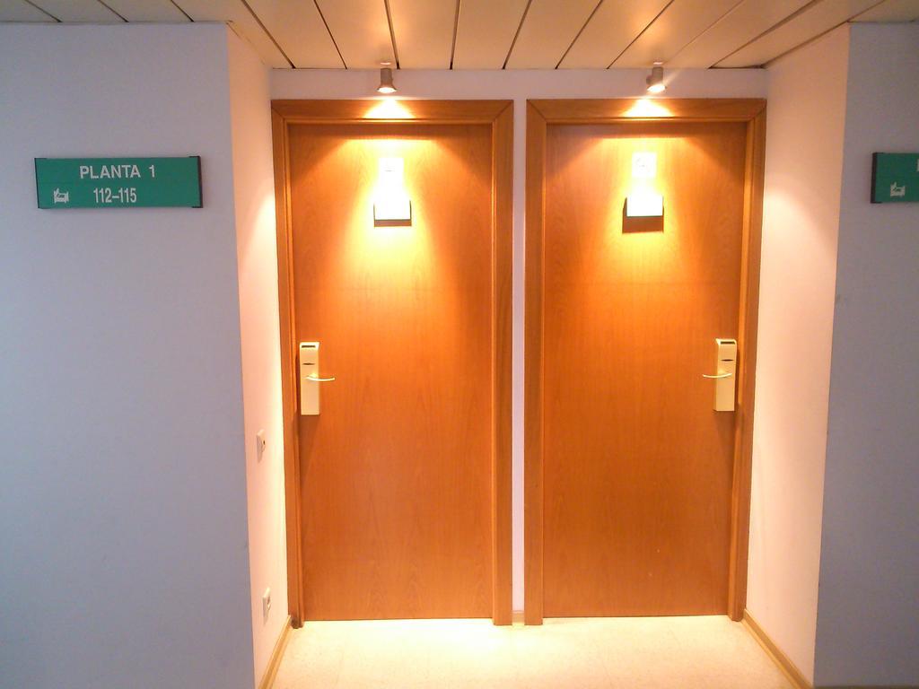 Hotel Монтмело Экстерьер фото