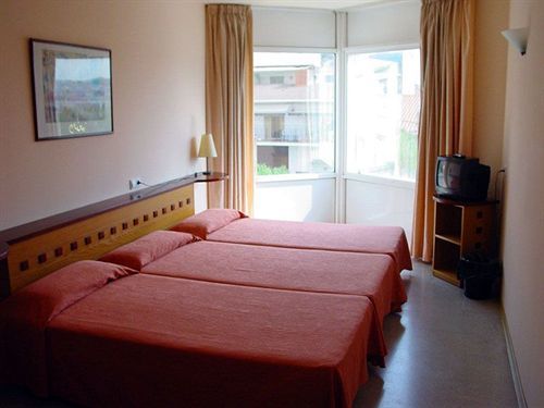 Hotel Монтмело Экстерьер фото