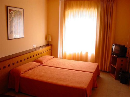 Hotel Монтмело Экстерьер фото
